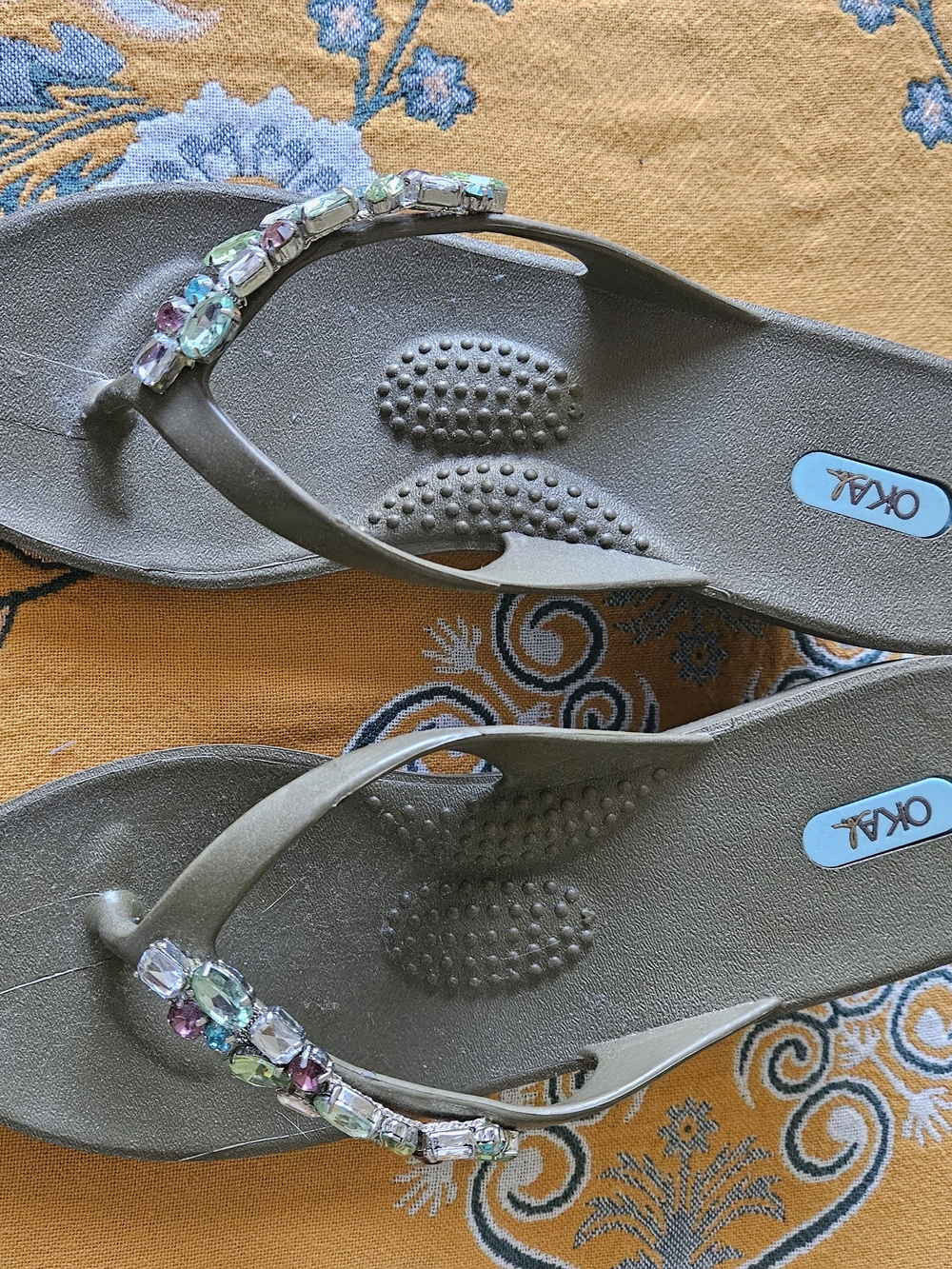 OKA Embellished Gray Women's Flip Flops with Multicolor Gem Accents